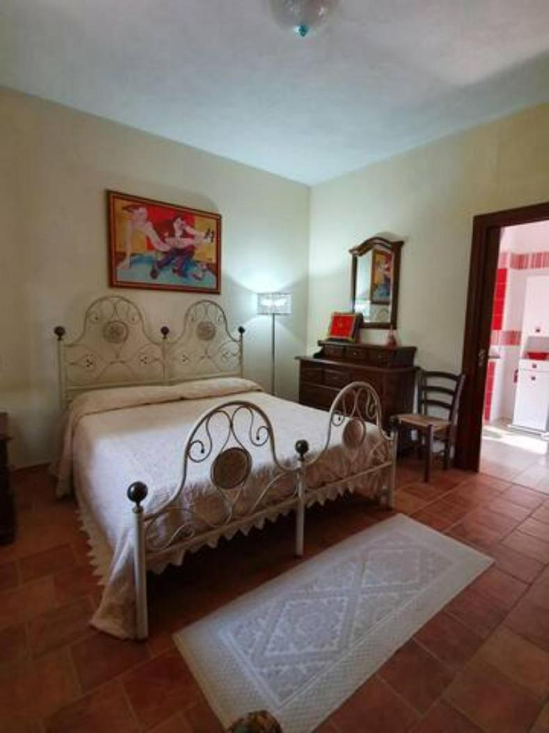 Agrifoglio B&B Con Giardino Aritzo Exterior photo